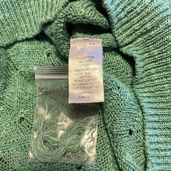NWT SWTR V Neck Sweater - Picture 5 of 6